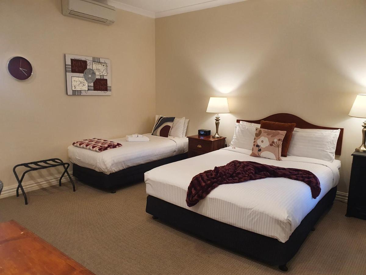 The Lancefield Lodge Lance Field Exterior foto